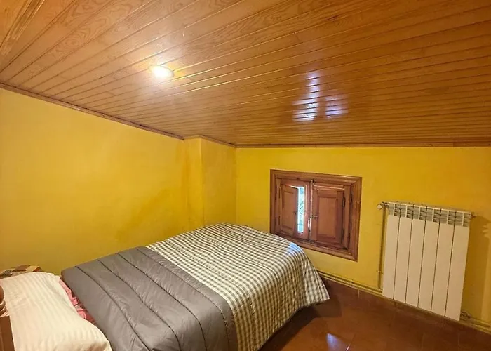 Casa La Fuente * El Vallecillo