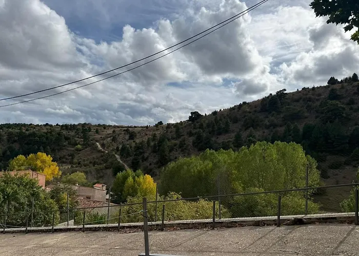 Casa La Fuente * El Vallecillo