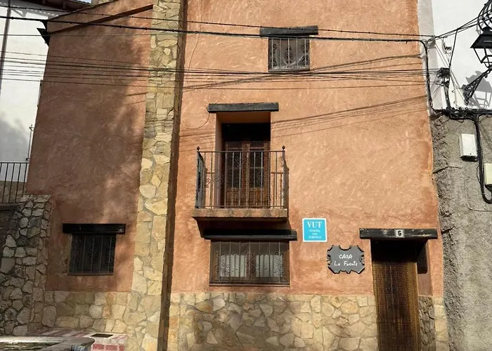 Casa La Fuente El Vallecillo